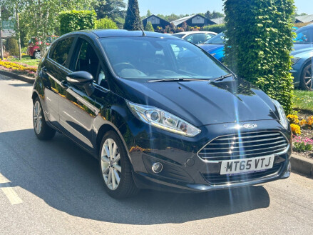Ford Fiesta 1.0T EcoBoost Titanium Euro 6 (s/s) 5dr