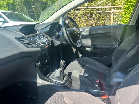 Ford Fiesta 1.0T EcoBoost Titanium Euro 6 (s/s) 5dr 23