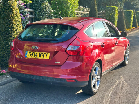 Ford Focus 1.0T EcoBoost Titanium X Euro 5 (s/s) 5dr 10