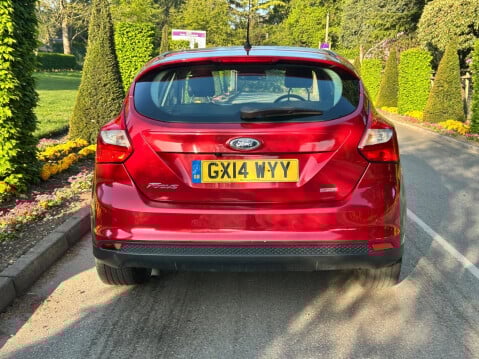 Ford Focus 1.0T EcoBoost Titanium X Euro 5 (s/s) 5dr 6