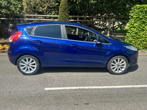 Ford Fiesta 1.0T EcoBoost Titanium Euro 6 (s/s) 5dr 8