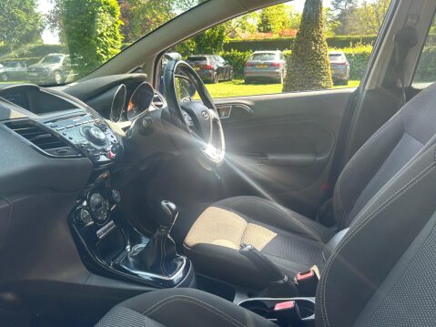 Ford Fiesta 1.0T EcoBoost Titanium Euro 6 (s/s) 5dr 19