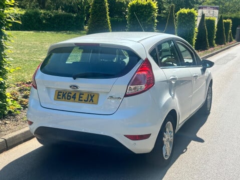 Ford Fiesta 1.0 Zetec Euro 5 (s/s) 5dr 5