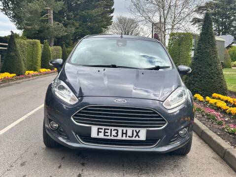 Ford Fiesta 1.0T EcoBoost Titanium X Euro 5 (s/s) 5dr 3
