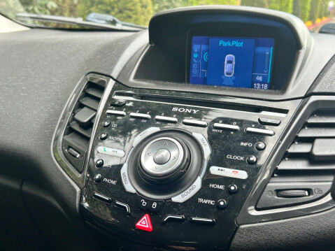 Ford Fiesta 1.0T EcoBoost Titanium X Euro 5 (s/s) 5dr 18