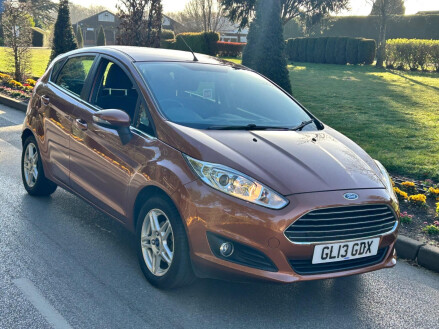Ford Fiesta 1.0T EcoBoost Zetec Euro 5 (s/s) 5dr