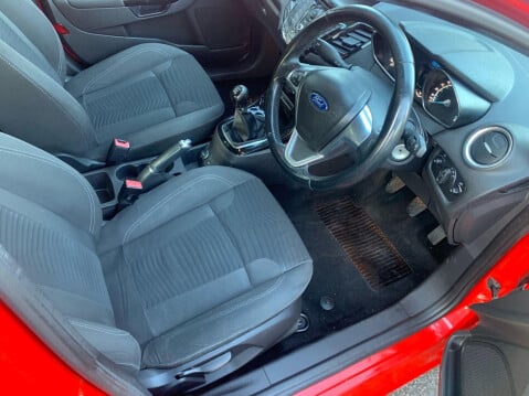 Ford Fiesta 1.0T EcoBoost Zetec Euro 5 (s/s) 5dr 17
