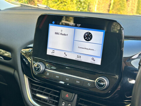 Ford Fiesta 1.0T EcoBoost Zetec Euro 6 (s/s) 3dr 21