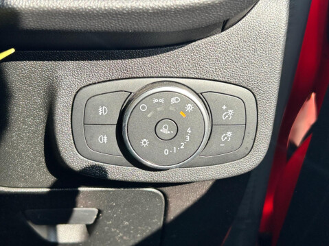 Ford Fiesta 1.0T EcoBoost Zetec Euro 6 (s/s) 3dr 25