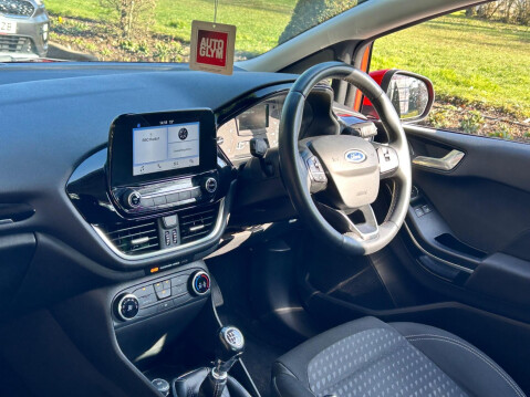 Ford Fiesta 1.0T EcoBoost Zetec Euro 6 (s/s) 3dr 30
