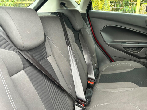 Ford Fiesta 1.0T EcoBoost Zetec Euro 6 (s/s) 5dr 25
