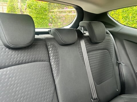 Ford Fiesta 1.1 Ti-VCT Zetec Euro 6 (s/s) 3dr 17