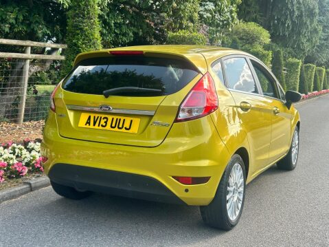 Ford Fiesta 1.0T EcoBoost Titanium Euro 5 (s/s) 5dr 10