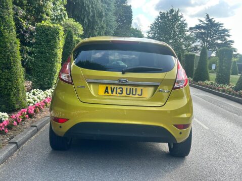Ford Fiesta 1.0T EcoBoost Titanium Euro 5 (s/s) 5dr 11