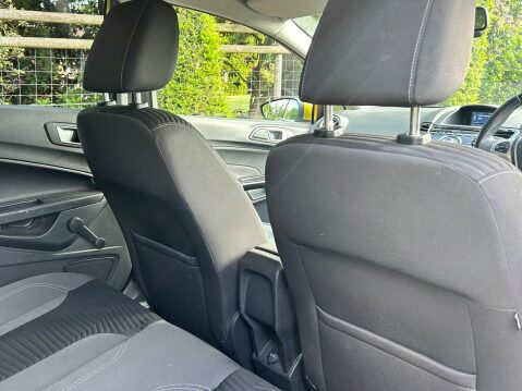 Ford Fiesta 1.0T EcoBoost Titanium Euro 5 (s/s) 5dr 23