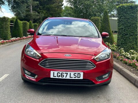 Ford Focus 1.0T EcoBoost Titanium Euro 6 (s/s) 5dr 3