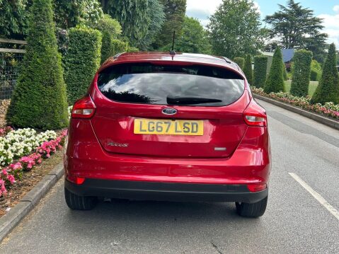 Ford Focus 1.0T EcoBoost Titanium Euro 6 (s/s) 5dr 12