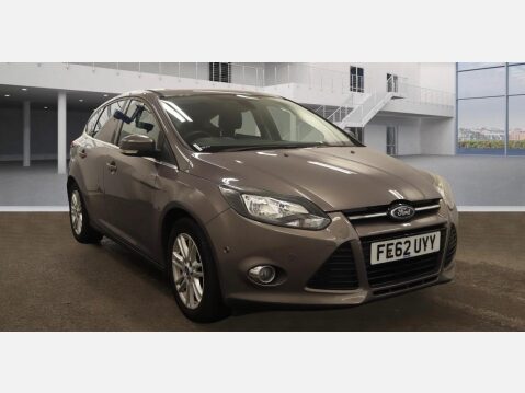 Ford Focus 1.0T EcoBoost Titanium Euro 5 (s/s) 5dr 1
