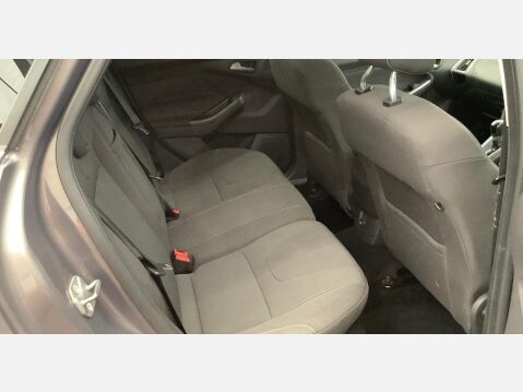 Ford Focus 1.0T EcoBoost Titanium Euro 5 (s/s) 5dr 7