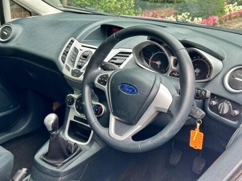 Ford Fiesta 1.25 Zetec 3dr 13