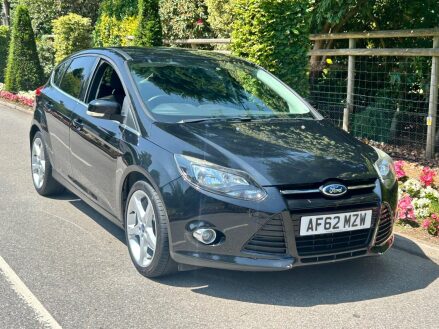 Ford Focus 1.0T EcoBoost Titanium Euro 5 (s/s) 5dr