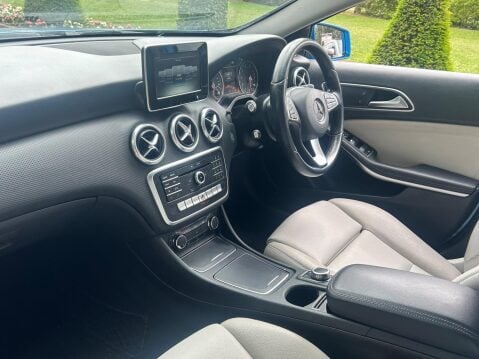 Mercedes-Benz A Class 1.6 A180 SE 7G-DCT Euro 6 (s/s) 5dr 17