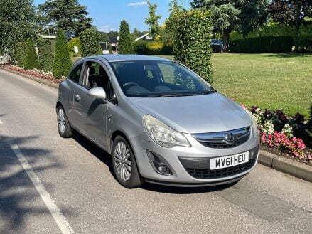 Vauxhall Corsa 1.2 16V Excite Euro 5 3dr (A/C)