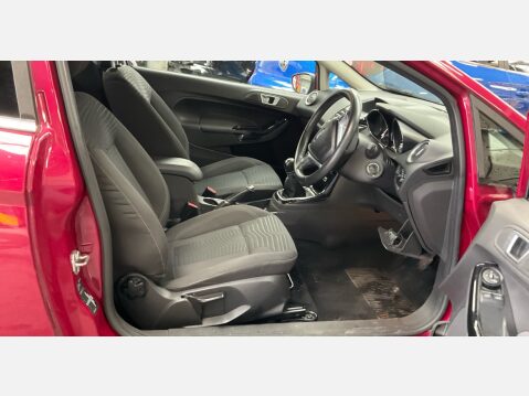 Ford Fiesta TITANIUM 3