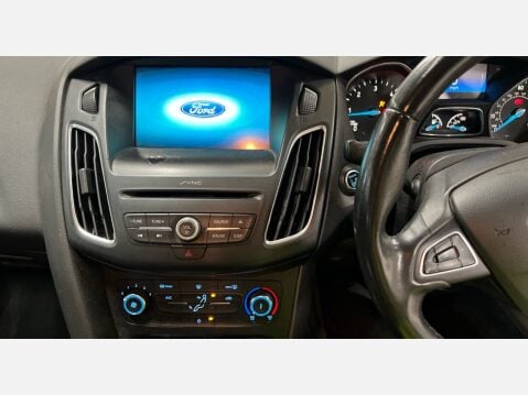 Ford Focus ZETEC S TDCI 4