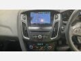 Ford Focus 1.0T EcoBoost Titanium Euro 6 (s/s) 5dr 6