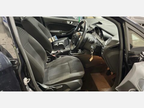 Ford Fiesta 1.0T EcoBoost Zetec Euro 5 (s/s) 5dr 4
