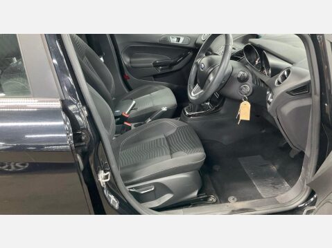 Ford Fiesta 1.0T EcoBoost Zetec Euro 5 (s/s) 5dr 4