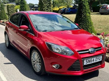 Ford Focus 1.0T EcoBoost Zetec Euro 5 (s/s) 5dr