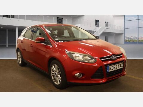 Ford Focus 1.0T EcoBoost Titanium Euro 5 (s/s) 5dr 1