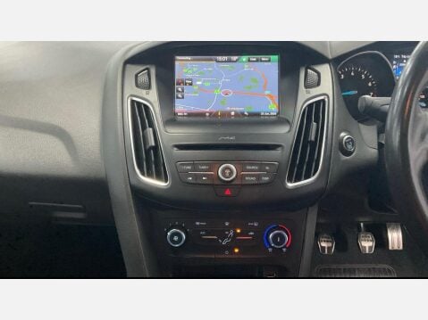 Ford Focus 1.0T EcoBoost Zetec S Euro 6 (s/s) 5dr 5