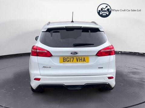 Ford Focus 1.0T EcoBoost ST-Line Euro 6 (s/s) 5dr 7