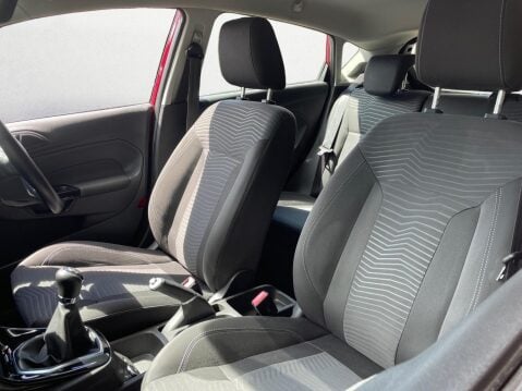 Ford Fiesta 1.0T EcoBoost Zetec Euro 6 (s/s) 5dr 12