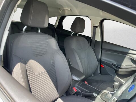 Ford Focus 1.0T EcoBoost Titanium Euro 6 (s/s) 5dr 11