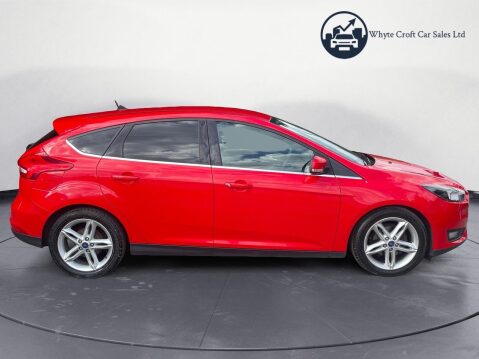 Ford Focus 1.0T EcoBoost Zetec Euro 6 (s/s) 5dr 9