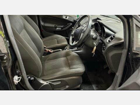 Ford Fiesta 1.0T EcoBoost Titanium Euro 6 (s/s) 5dr 4