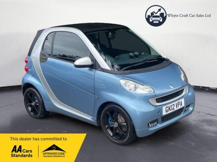 2012 Smart Fortwo Coupe 1.0 MHD Passion SoftTouch Euro 5 (s/s) 2dr photo