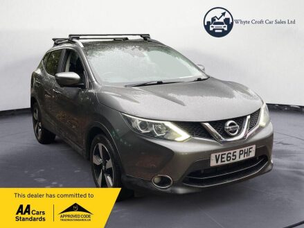 2015 Nissan Qashqai 1.2 DIG-T n-tec+ 2WD Euro 6 (s/s) 5dr photo