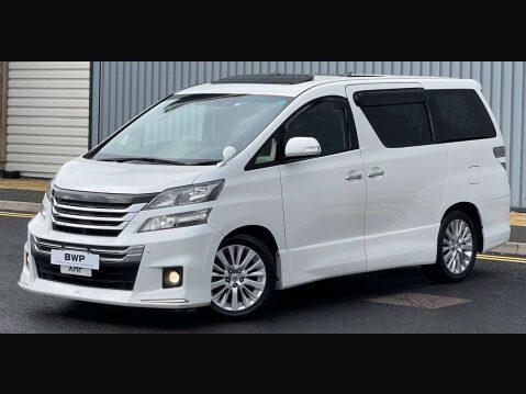 Toyota Vellfire 3