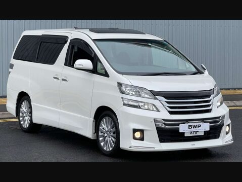 Toyota Vellfire 13