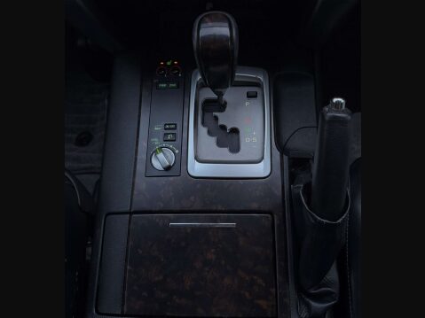 Toyota Land Cruiser Amazon 18