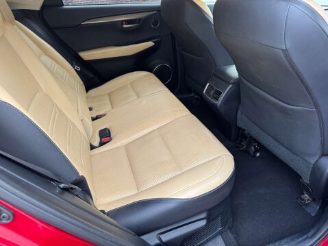 Lexus NX 2.5 300h Luxury E-CVT 4WD Euro 6 (s/s) 5dr 26