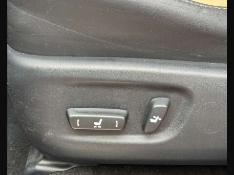 Lexus NX 2.5 300h Luxury E-CVT 4WD Euro 6 (s/s) 5dr 23