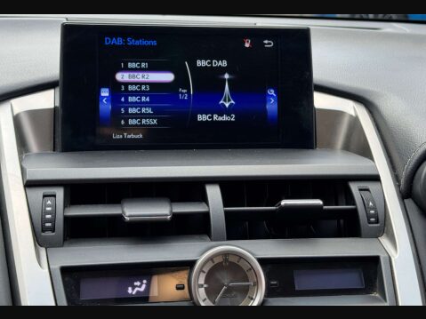 Lexus NX 2.5 300h Luxury E-CVT 4WD Euro 6 (s/s) 5dr 27