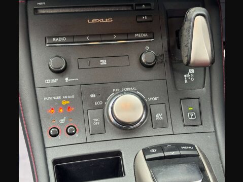 Lexus CT 1.8 CT 200H F Sport CVT 5dr 25