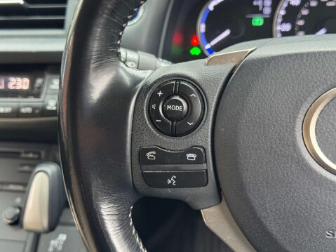 Lexus CT 1.8 CT 200H Advance CVT 5dr 29